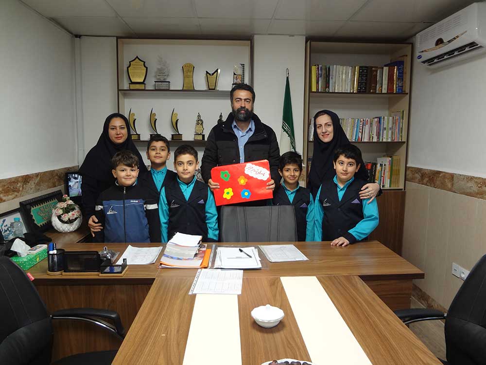 دیدار دانش آموزان دوم ج با مدیر